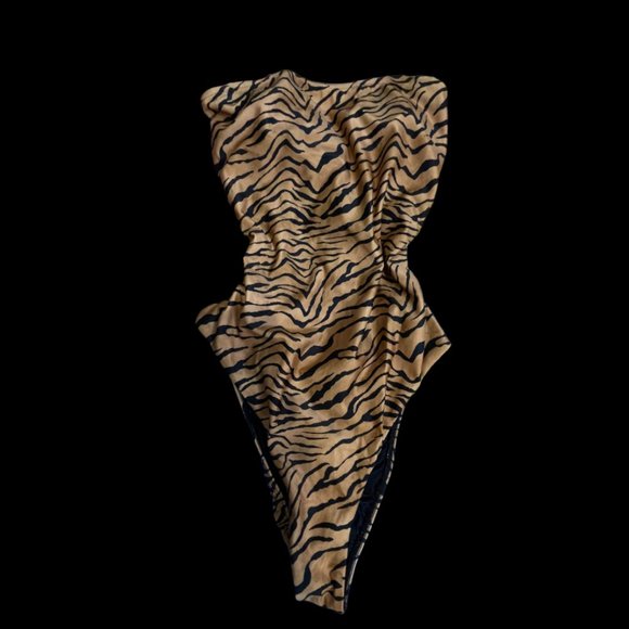 VIX paula hermanny suri tiger print swimsuit animal print bathing suit size m - Picture 11 of 16